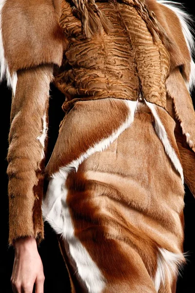 Look 37